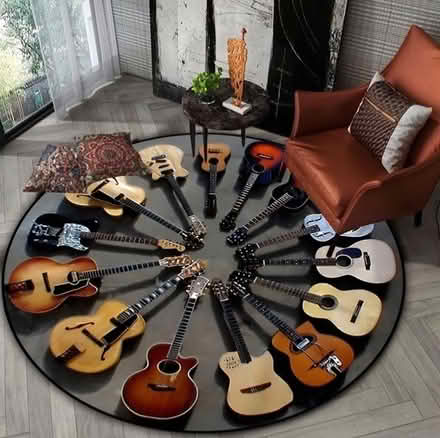 Photo of Classic/Acoustic guitar (Weybridge KT13) #1