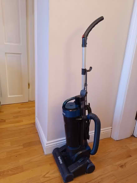 Photo of free Hoover Vacuum Cleaner (Rialto D8) #2