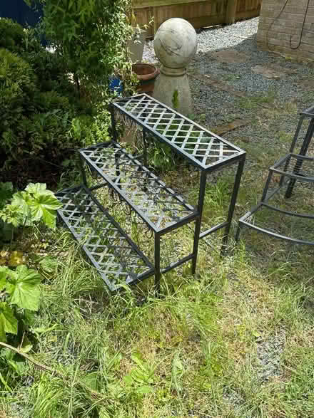 Photo of free Pot stands (HP12) #2