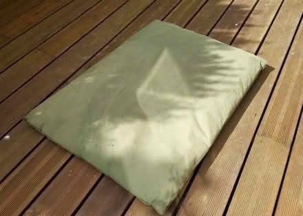 Photo of free Dog bed (Hollingbury BN1) #1