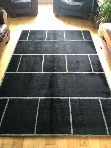 Photo of free Rug (OL9) #1