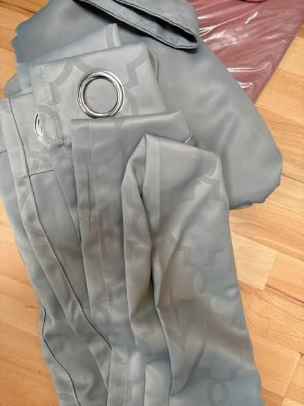 Photo of free Long curtains (LU1) #1
