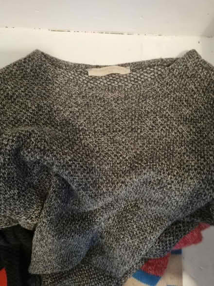 Photo of free Jumpers, cardigans and more (SE15) #3