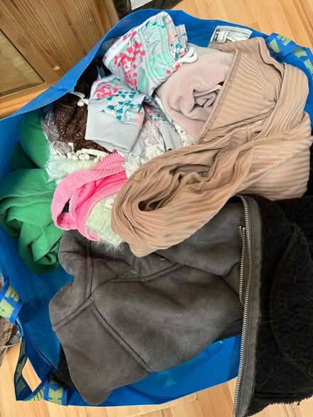 Photo of free 2 bags clothes mostly size 10 (LU1) #1