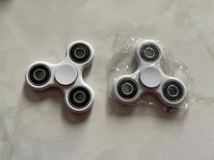Photo of free Assorted - fidget spinner, chalks (Toronto(Midland /Finch)) #3