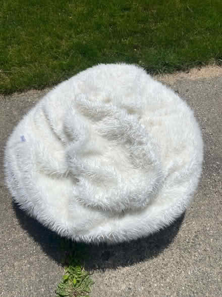 Photo of free Bean bag chair (Near stadium) #1