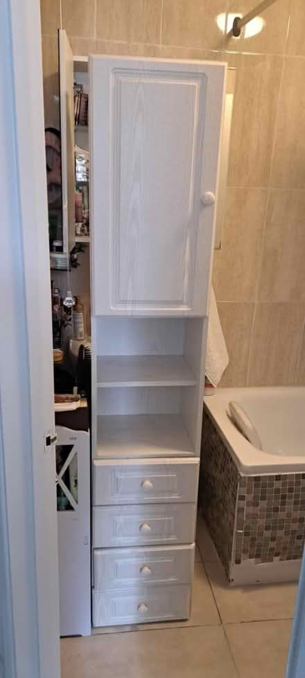 Photo of free Bathroom cabinet (Coulsdon) #1
