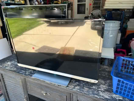 Photo of free tv 35” (Aurora) #2