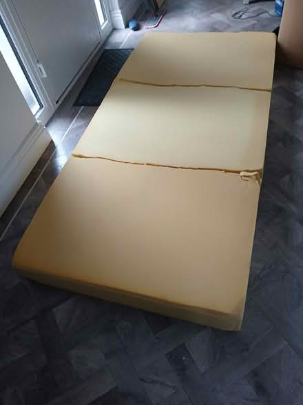 Photo of free 3 Pieces Memory foam ( mattress) (Bearsted) #2