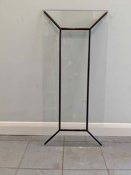 Photo of free Decorative glass window pane (Riverhead TN13) #1