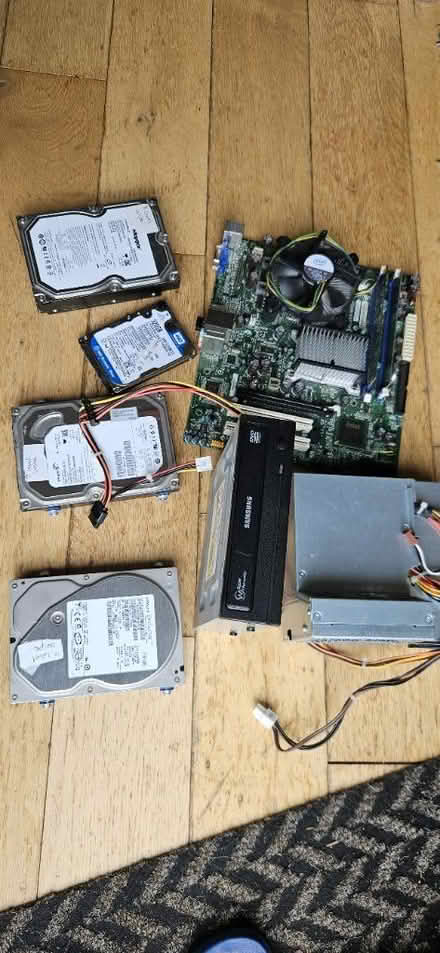 Photo of free Old computer bits (Bath, weston) #1