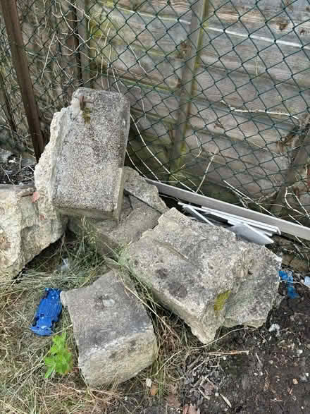 Photo of free concrete chunks/hardcore (OX3) #4