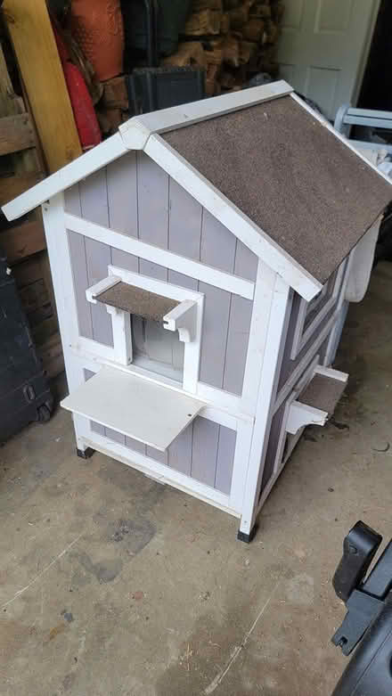 Photo of free Cat house. No cats have used it (Millbrook, NY)