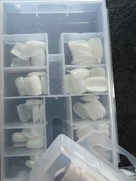 Photo of free False Nails (Woodville DE11) #4