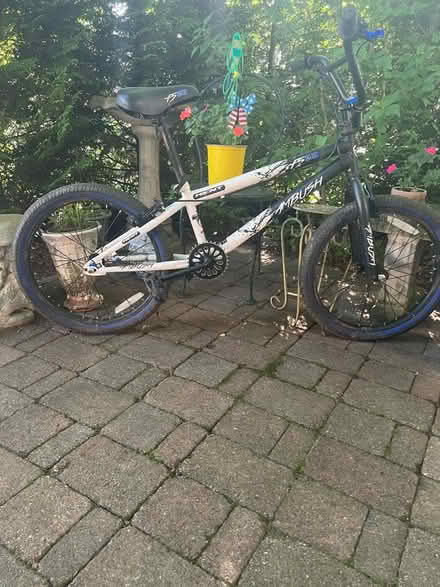 Photo of free Bike for scrap metal (Off of quince orchard road) #1