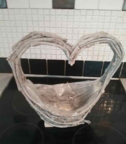 Photo of free Basket for floral arrangement (Brentwood CM14) #1