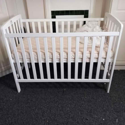 Photo of free Baby cot, Bed (Ilford) #3
