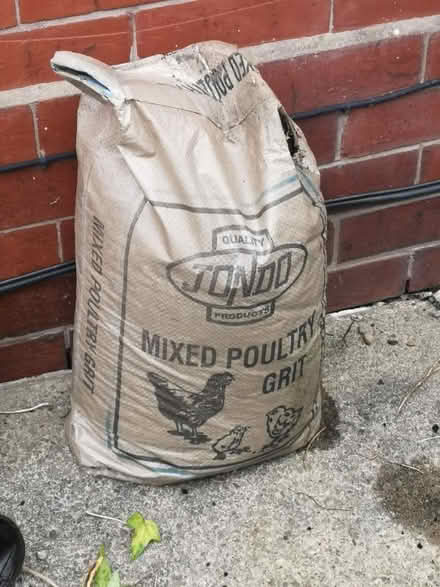 Photo of free Poultry grit (Redvales BL9) #1
