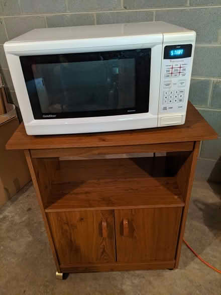 Photo of free Microwave & Cart (Southwest - Biltmore Lake) #1