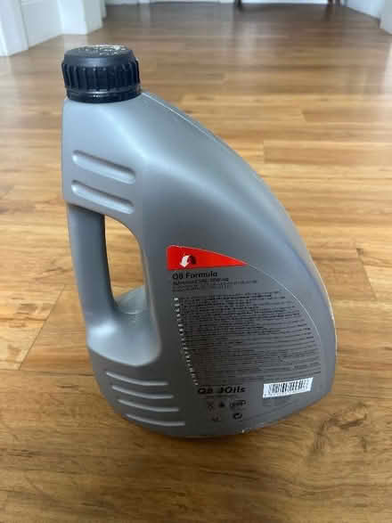 Photo of free Q8 Advanced 10W-40 Motor Oil (Crookes S10) #2