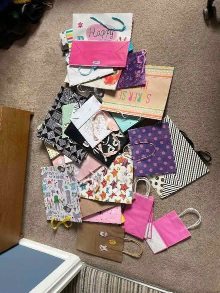 Photo of free Gift bags (Aylesbury Vale LU7) #1
