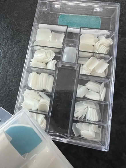 Photo of free False Nails (Woodville DE11) #3