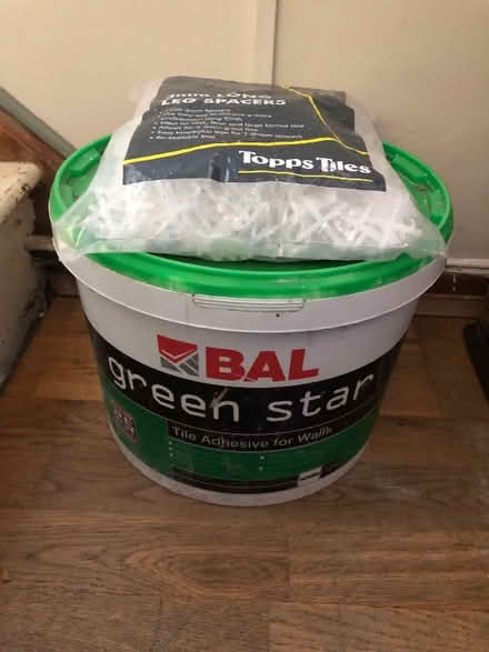 Photo of free Tile adhesive and spacers (Wallands Park BN7) #1