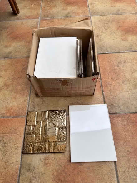 Photo of free Tiles Giveaway (Richmond TW10) #3