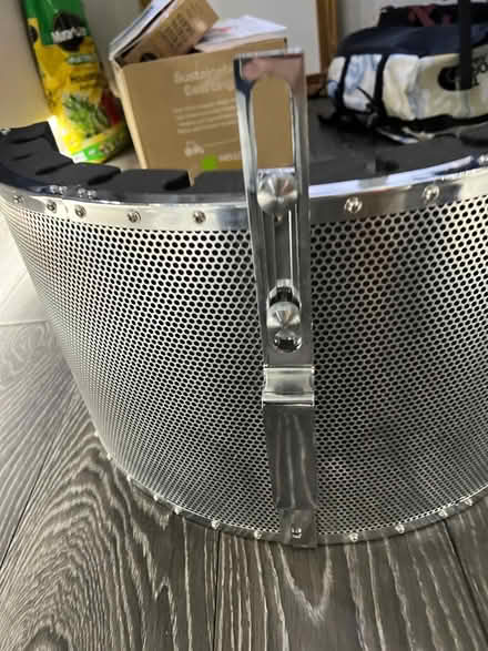 Photo of free Microphone reflection filter (W1K) #3