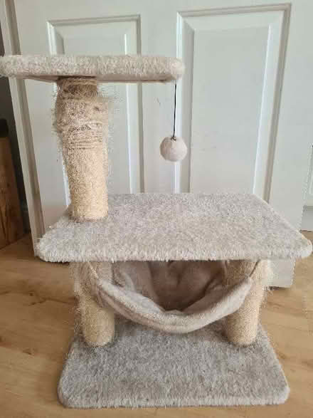 Photo of free Cat scratching post (Widford CM1) #1