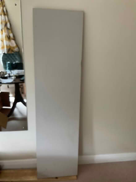 Photo of free Shelf / small worktop (Gerrards Cross SL9) #1