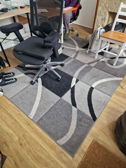 Photo of free Rug (SM4) #1