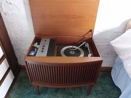 Photo of free Garrard record player, Model 2000 (Widnes) #1