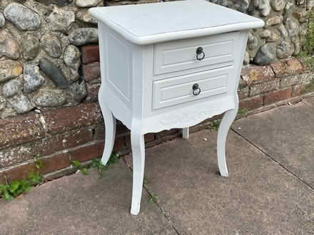 Photo of free Small Chest of Drawers Dresser (BN11) #2