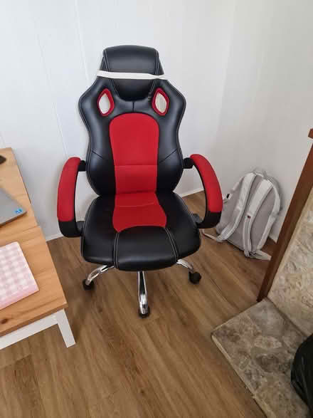 Photo of free Gaming Chair (SM4) #1