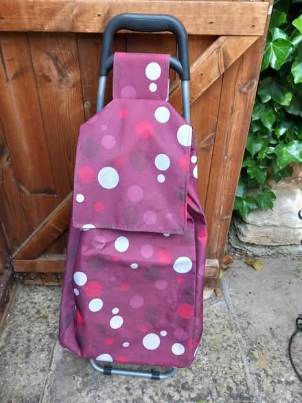 Photo of free Shopping trolley (OX4 Temple Cowley) #1