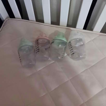 Photo of free Baby cot, Bed (Ilford) #1