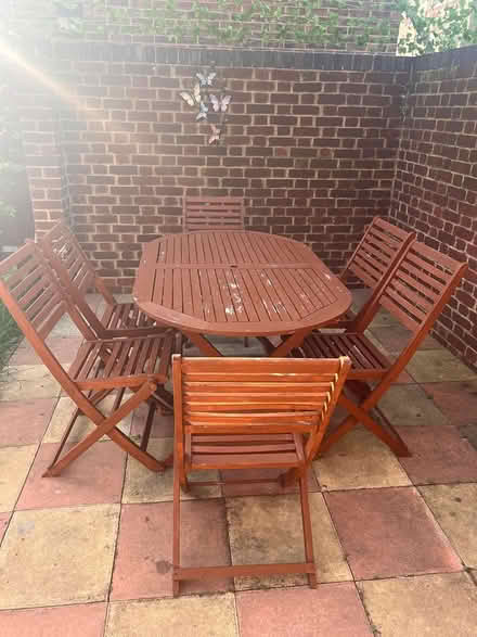Photo of free Garden table and 6 chairs (Southwark) #1