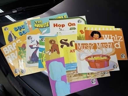 Photo of free Set of early phonics readers #2