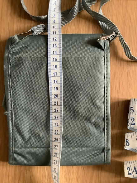 Photo of free Travel wallet (Jennyfields HG3) #2