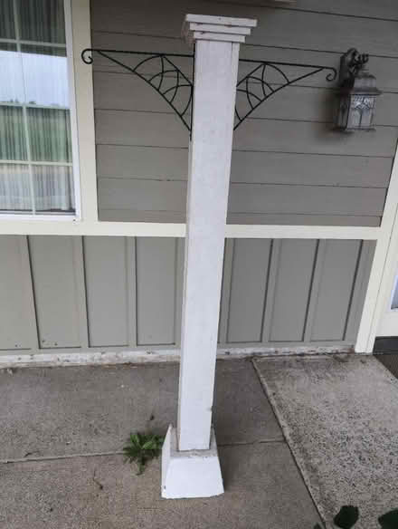 Photo of free Plant Basket Stand (Onalaska) #1