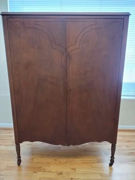 Photo of free Wardrobe in Art Deco style (Ballard) #3