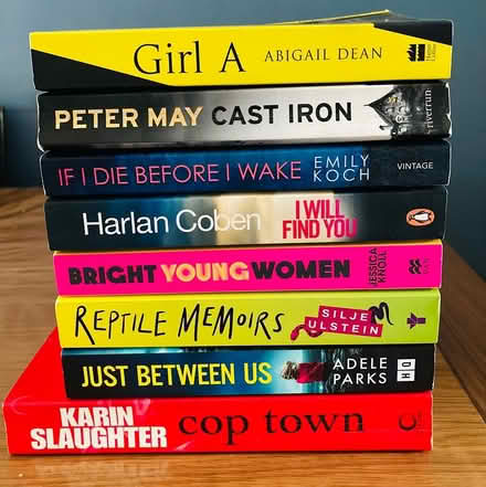 Photo of free 8 crime books SW8 (Clapham/Battersea SW8) #1