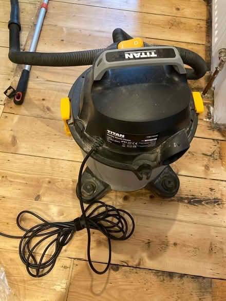 Photo of free Titan wet/dry vacuum cleaner (Leith, EH6) #1