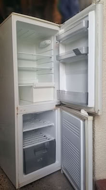 Photo of free Fridge Freezer (GU14) #2