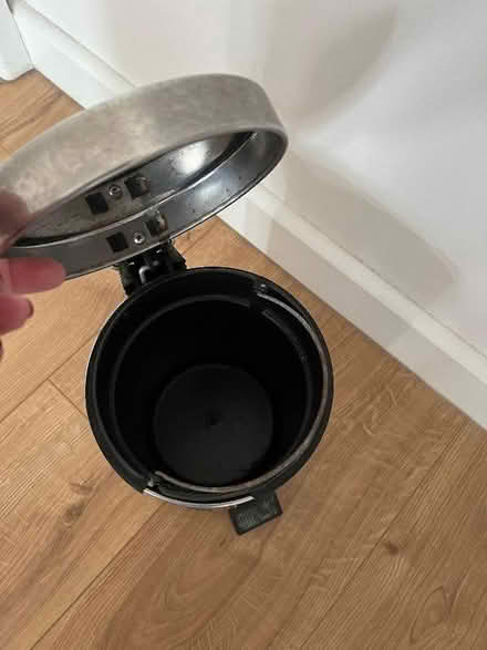 Photo of free Small stainless steel pedal bin (Wigston LE18) #2