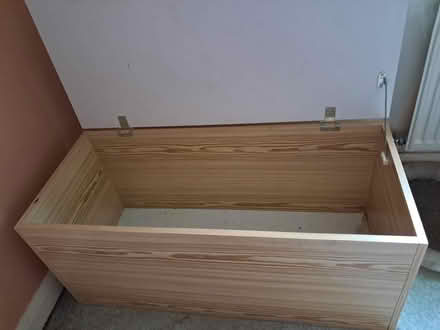 Photo of free Ottoman/ storage box (Hinckley LE10) #2