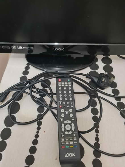 Photo of free Small TV (Streatham SW16) #3
