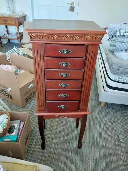 Photo of free Jewelry chest (Maple Crest in Bluffton) #1