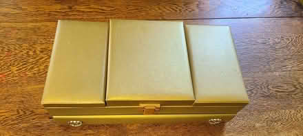 Photo of free Jewelry box (Sherman Ave. Frederick City.) #2